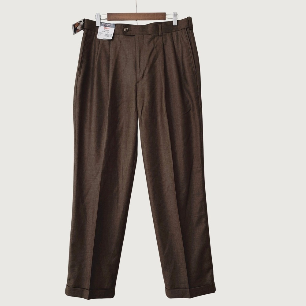 NWT Roundtree & Yorke Dress Pants Men 34x30 Brown Pleated Non-Iron Expander NEW